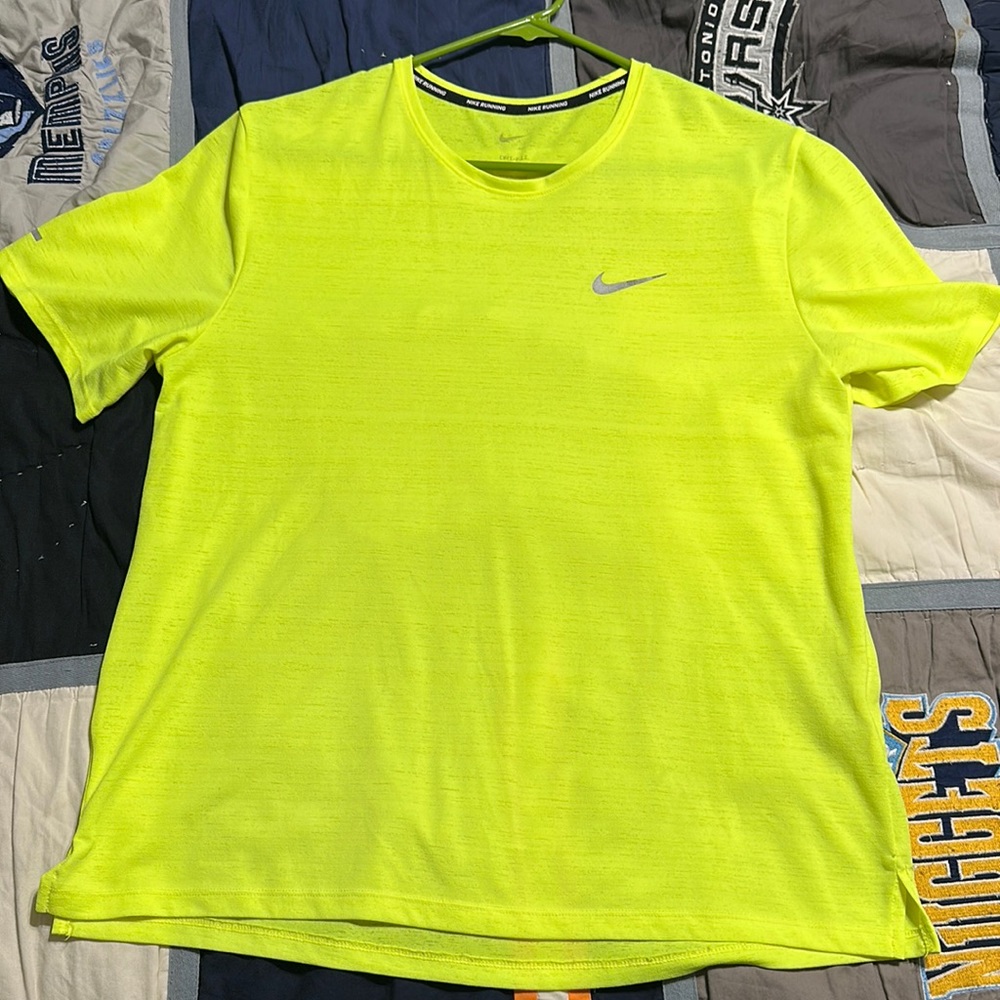 Men’s Nike workout shirt